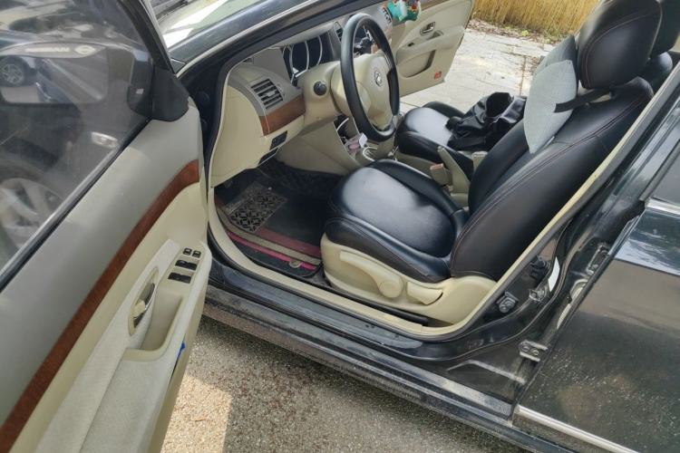 Used Nissan Sylphy 2009 1.6XE Manual Comfort Edition Driver Seat