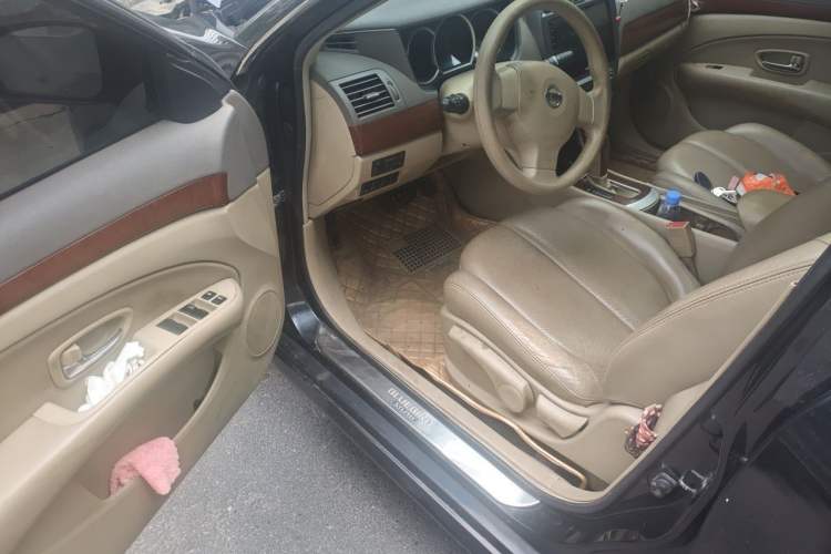 Used Nissan Sylphy 2009 1.6XL Automatic Luxury Sunroof Edition Driver Seat