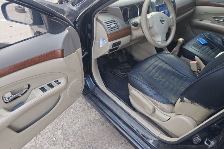 Used Nissan Sylphy 2009 1.6 XL Manual Luxury Sunroof Edition Driver Seat