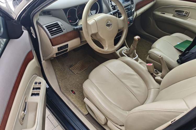 Used Nissan Sylphy 2009 1.6XE Manual Comfort Edition Driver Seat