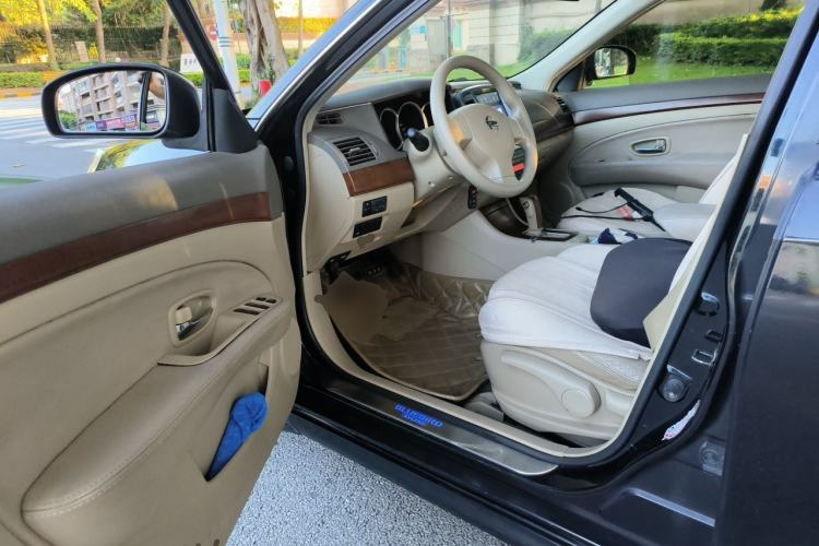 Used Nissan Sylphy 2009 1.6XE Automatic Comfort Edition Driver Seat