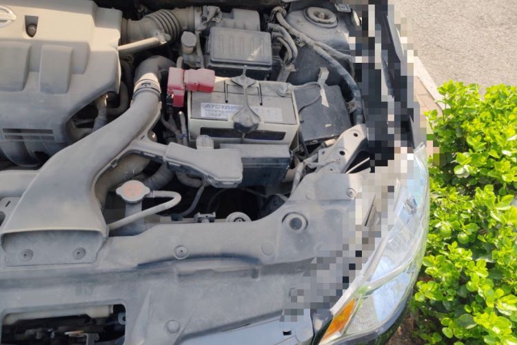 Used Nissan Sylphy 2009 1.6 XL Manual Luxury Sunroof Edition Engine Bay Left