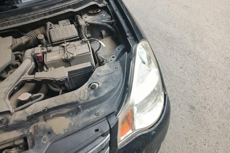 Used Nissan Sylphy 2009 1.6XL Automatic Luxury Sunroof Edition Engine Bay Left