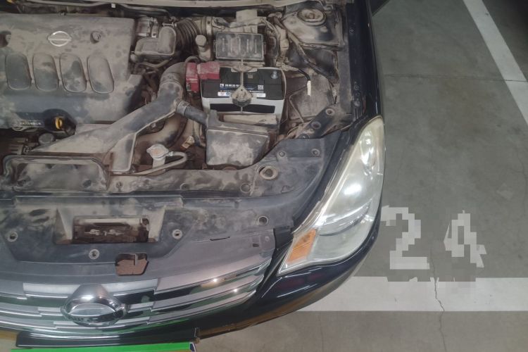 Used Nissan Sylphy 2009 2.0XL CVT Luxury Edition Engine Bay Left