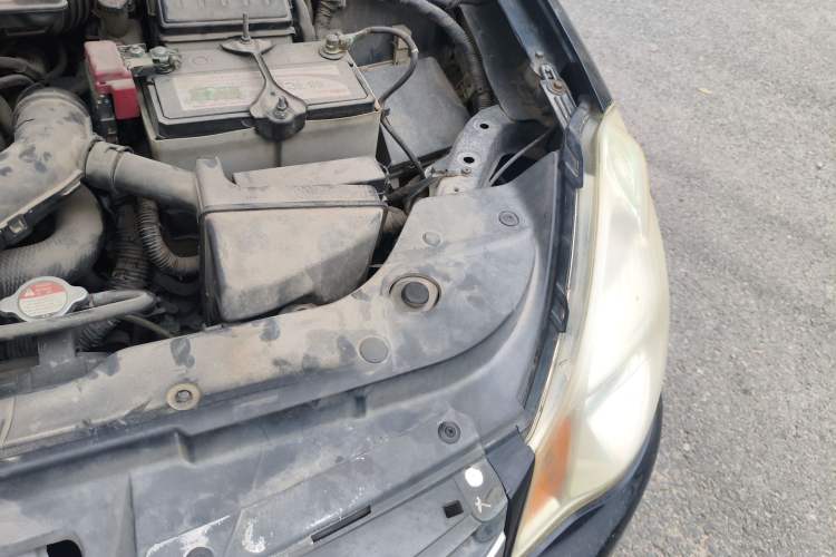 Used Nissan Sylphy 2009 2.0XL CVT Luxury Edition Engine Bay Left