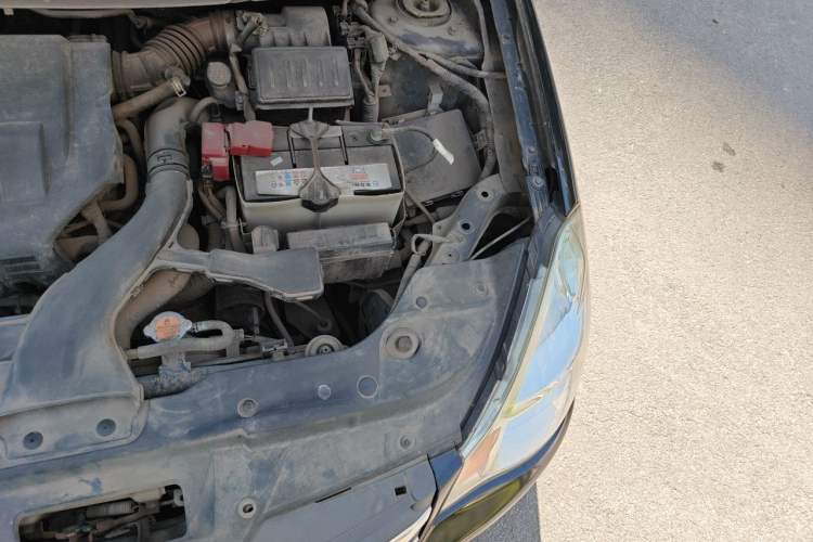 Used Nissan Sylphy 2009 1.6XL Automatic Luxury Sunroof Edition Engine Bay Left