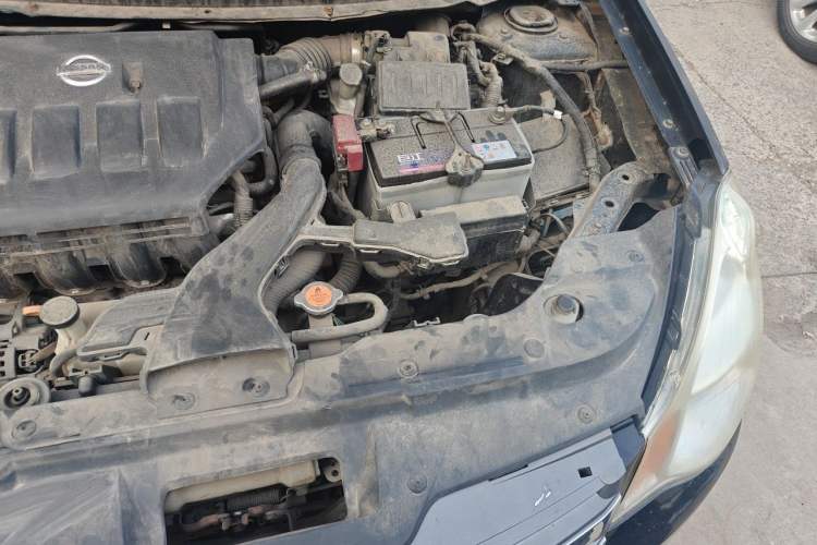 Used Nissan Sylphy 2009 1.6 XL Manual Luxury Sunroof Edition Engine Bay Left