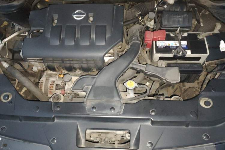 Used Nissan Sylphy 2009 1.6XE Manual Comfort Edition Engine Bay