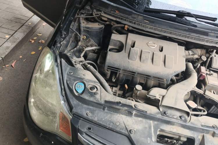 Used Nissan Sylphy 2009 1.6XL Automatic Luxury Sunroof Edition Engine Bay Right