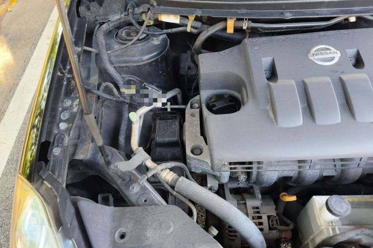 Used Nissan Sylphy 2009 1.6XE Automatic Comfort Edition Engine Bay Right