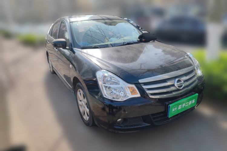 Used Nissan Sylphy 2009 1.6 XL Manual Luxury Sunroof Edition Front Right 45 Deg