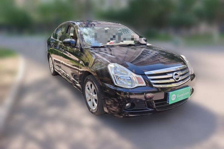 Used Nissan Sylphy 2009 1.6XL Automatic Luxury Sunroof Edition Front Right 45 Deg