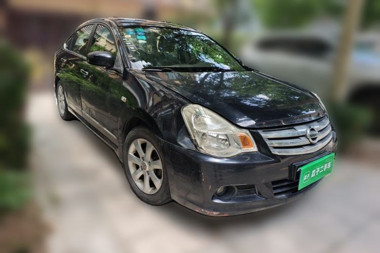 Used Nissan Sylphy 2009 1.6 XL Manual Luxury Sunroof Edition Front Right 45 Deg