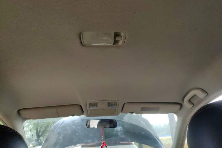 Used Nissan Sylphy 2009 1.6XE Manual Comfort Edition Headliner