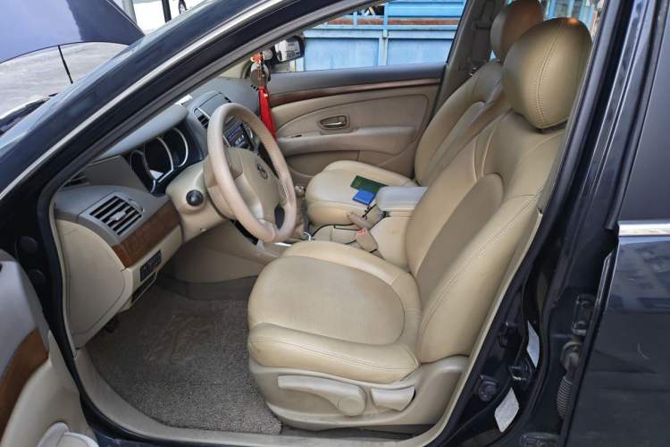 Used Nissan Sylphy 2009 1.6XE Manual Comfort Edition Left Front Seat