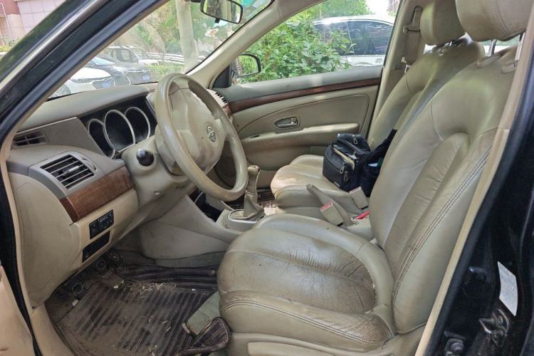Used Nissan Sylphy 2009 1.6 XL Manual Luxury Sunroof Edition Left Front Seat