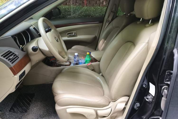 Used Nissan Sylphy 2009 1.6XL Automatic Luxury Sunroof Edition Left Front Seat