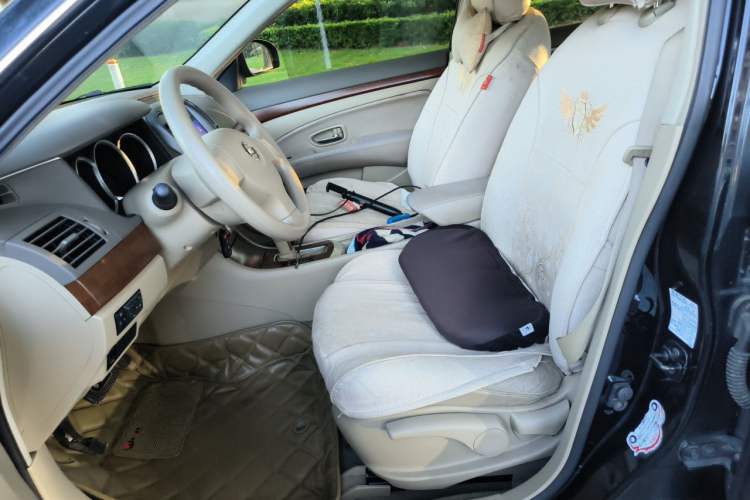 Used Nissan Sylphy 2009 1.6XE Automatic Comfort Edition Left Front Seat