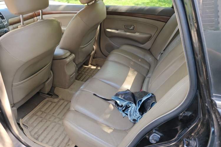 Used Nissan Sylphy 2009 1.6XL Automatic Luxury Sunroof Edition Left Rear Seat