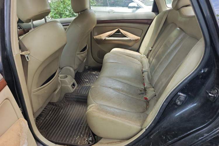 Used Nissan Sylphy 2009 1.6 XL Manual Luxury Sunroof Edition Left Rear Seat