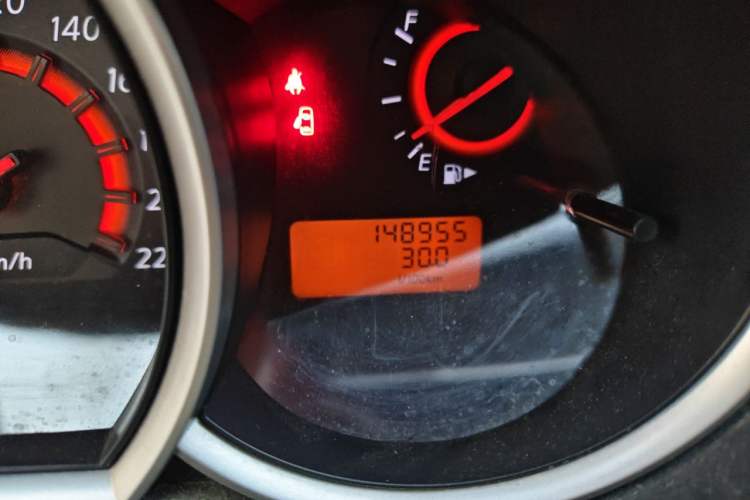 Used Nissan Sylphy 2009 1.6XE Manual Comfort Edition Odometer Close Up