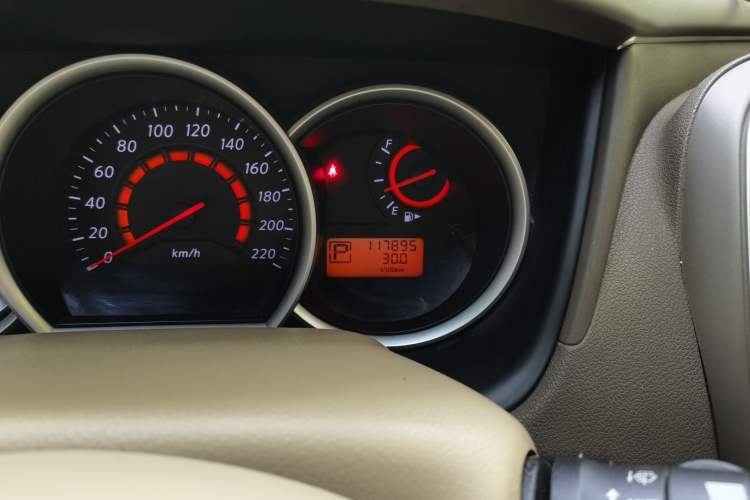 Used Nissan Sylphy 2009 1.6XL Automatic Luxury Sunroof Edition Odometer Close Up