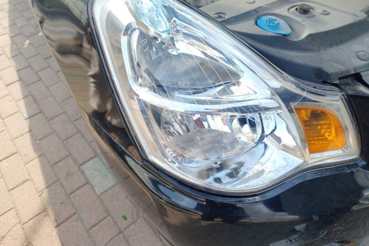 Used Nissan Sylphy 2009 1.6 XL Manual Luxury Sunroof Edition Right Front Headlight