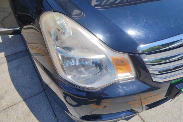 Used Nissan Sylphy 2009 1.6XL Automatic Luxury Sunroof Edition Right Front Headlight
