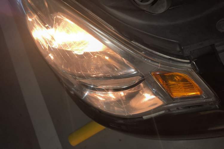 Used Nissan Sylphy 2009 1.6XL Automatic Luxury Sunroof Edition Right Front Headlight