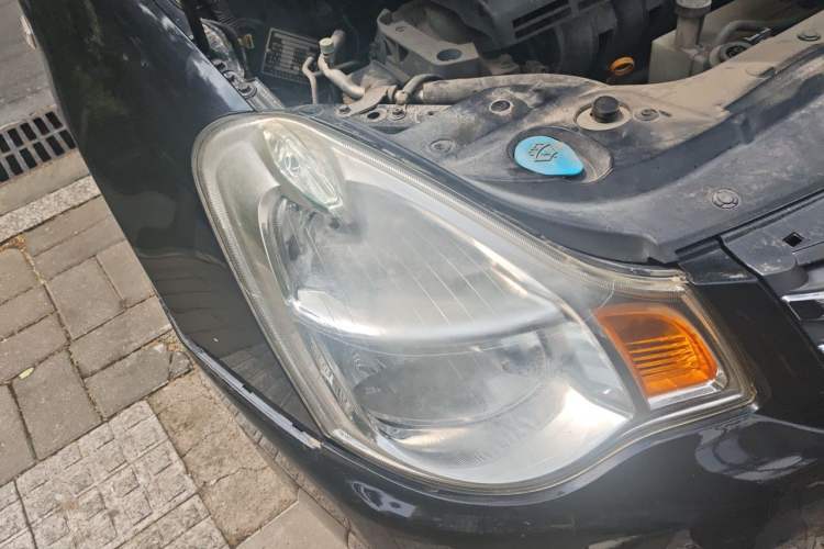 Used Nissan Sylphy 2009 1.6XL Automatic Luxury Sunroof Edition Right Front Headlight