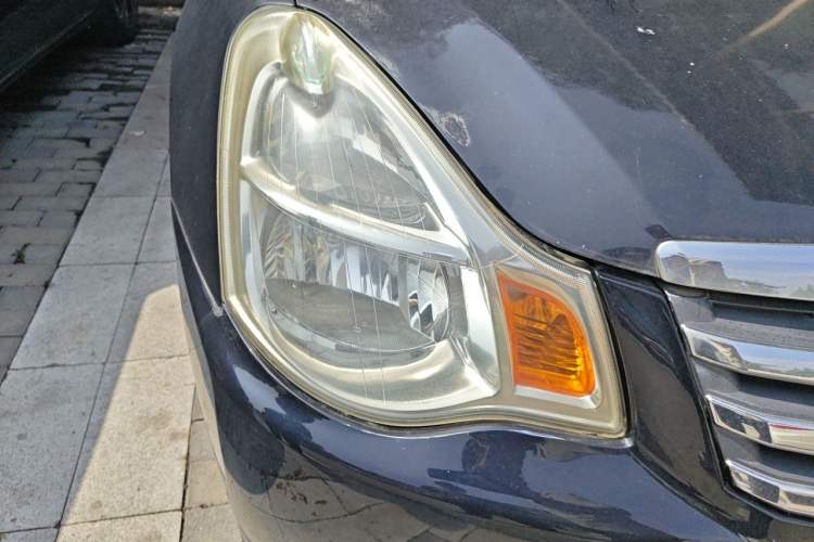 Used Nissan Sylphy 2009 1.6XL Automatic Luxury Sunroof Edition Right Front Headlight
