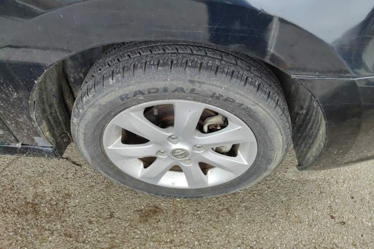 Used Nissan Sylphy 2009 1.6XE Manual Comfort Edition Right Front Wheel Hub