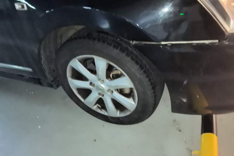 Used Nissan Sylphy 2009 1.6XL Automatic Luxury Sunroof Edition Right Front Wheel Hub