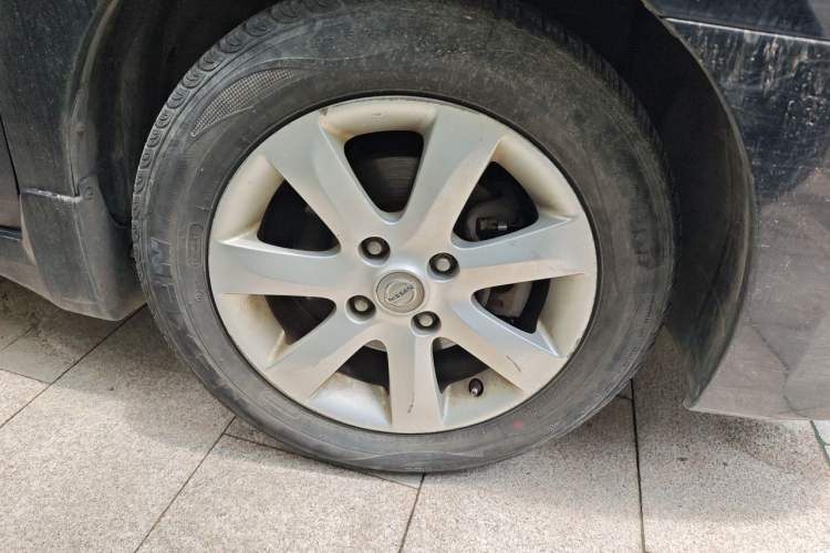 Used Nissan Sylphy 2009 1.6 XL Manual Luxury Sunroof Edition Right Front Wheel Hub