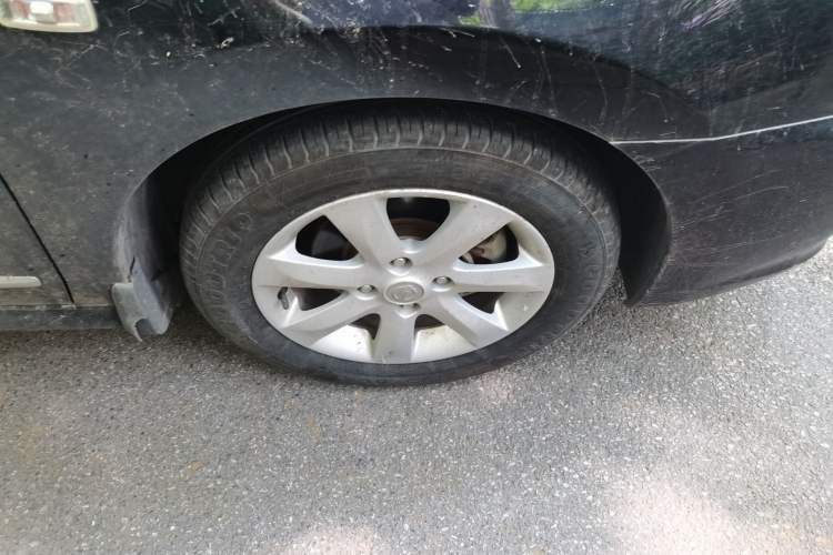 Used Nissan Sylphy 2009 1.6XL Automatic Luxury Sunroof Edition Right Front Wheel Hub