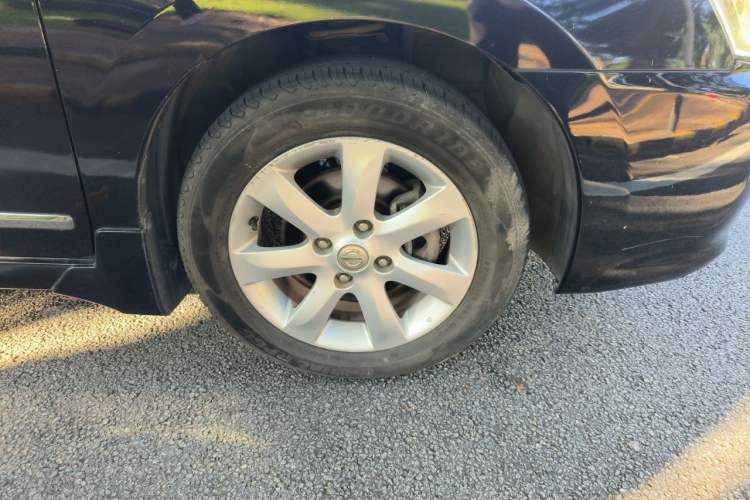 Used Nissan Sylphy 2009 1.6XE Automatic Comfort Edition Right Front Wheel Hub