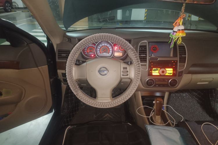 Used Nissan Sylphy 2009 2.0XL CVT Luxury Edition Steering Wheel