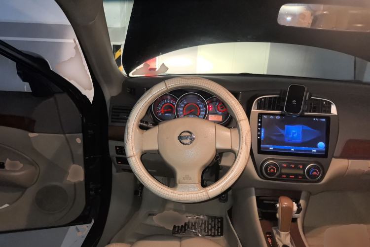 Used Nissan Sylphy 2009 1.6XL Automatic Luxury Sunroof Edition Steering Wheel