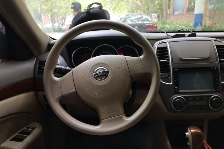 Used Nissan Sylphy 2009 1.6XL Automatic Luxury Sunroof Edition Steering Wheel