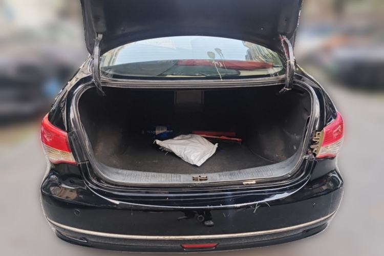 Used Nissan Sylphy 2009 2.0XL CVT Luxury Sunroof Edition Trunk