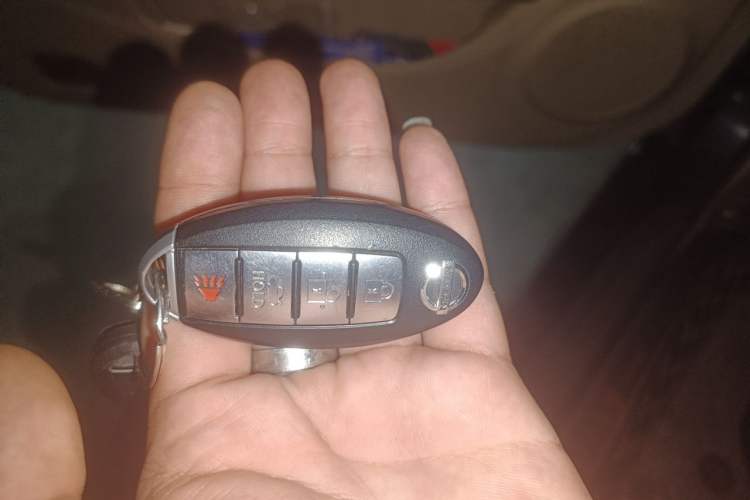Used Nissan Sylphy 2009 2.0XL CVT Luxury Edition Vehicle Key