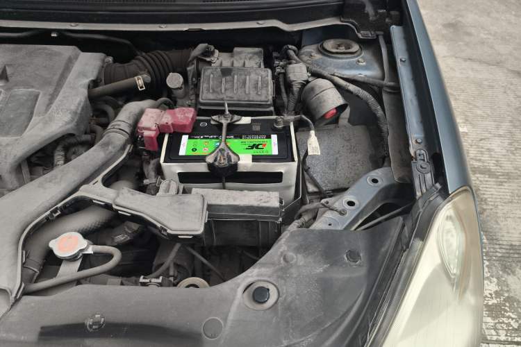 Used Nissan Sylphy 2009 1.6XL Automatic Luxury Sunroof Edition Engine Bay Left
