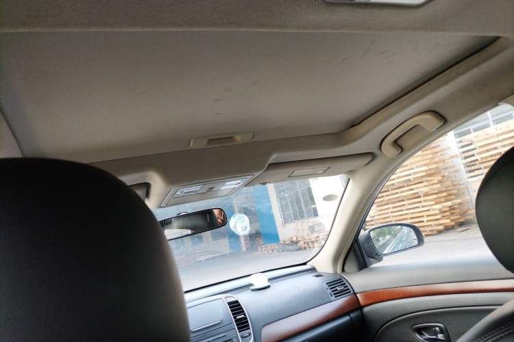 Used Nissan Sylphy 2009 1.6XL Automatic Luxury Sunroof Edition Headliner