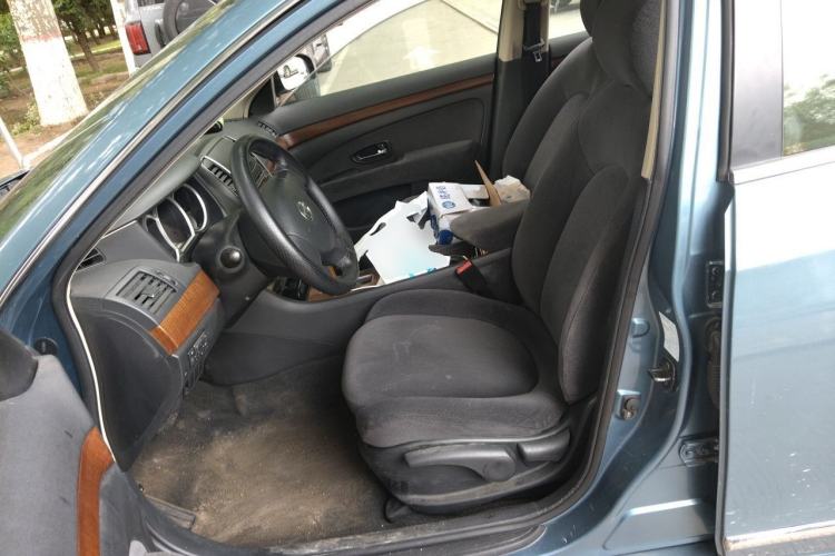Used Nissan Sylphy 2009 1.6XE Automatic Comfort Edition Left Front Seat