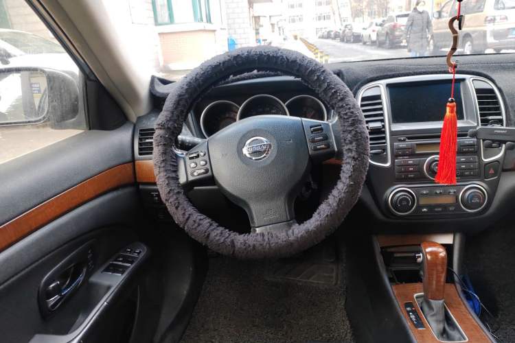 Used Nissan Sylphy 2009 2.0XL CVT Luxury Edition Steering Wheel