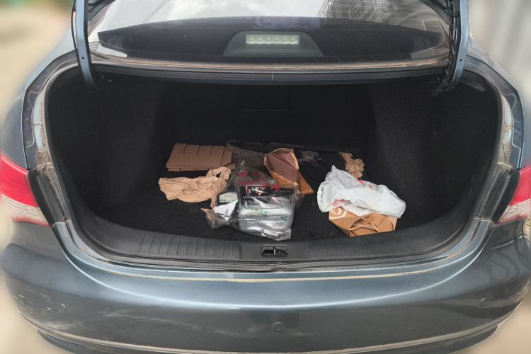 Used Nissan Sylphy 2009 1.6XL Automatic Luxury Sunroof Edition Trunk