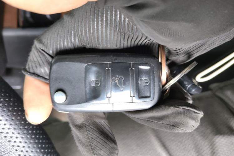 Used Nissan Sylphy 2009 1.6XE Automatic Comfort Edition Vehicle Key