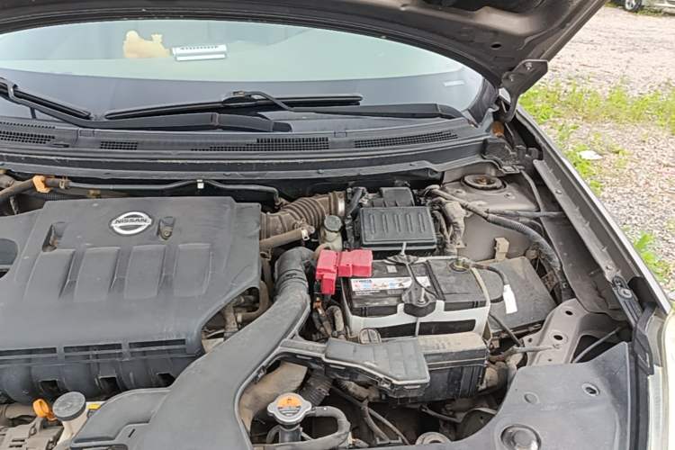 Used Nissan Sylphy 2009 1.6XL Automatic Luxury Sunroof Edition Engine Bay Left