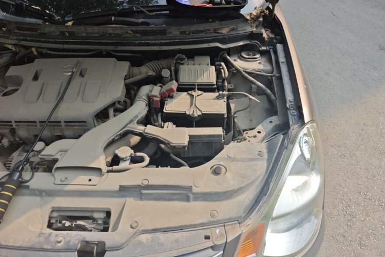 Used Nissan Sylphy 2009 1.6XE Manual Comfort Edition Engine Bay Left