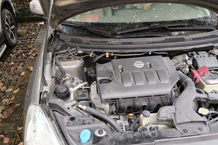 Used Nissan Sylphy 2009 1.6XE Automatic Comfort Edition Engine Bay Right